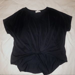 ✮ navy blue flowy top ✮